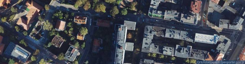 Zdjęcie satelitarne Polskiego Czerwonego Krzyża ul.