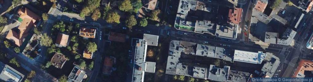Zdjęcie satelitarne Polskiego Czerwonego Krzyża ul.