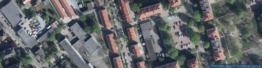 Zdjęcie satelitarne Powstańców ul.