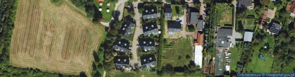 Zdjęcie satelitarne Pod Strzechą ul.