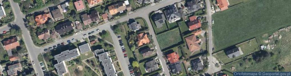 Zdjęcie satelitarne Pomarańczowa ul.
