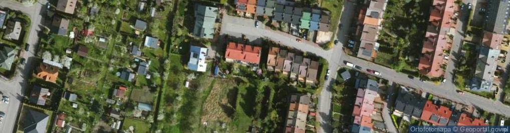 Zdjęcie satelitarne Polskiego Czerwonego Krzyża ul.