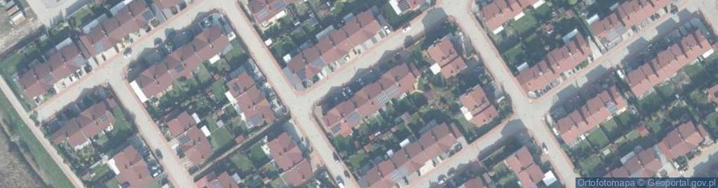 Zdjęcie satelitarne Pomarańczowa ul.