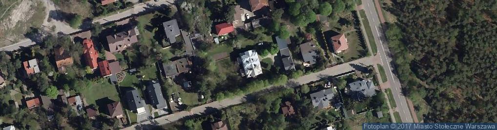 Zdjęcie satelitarne Pomarańczowa ul.