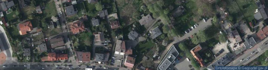 Zdjęcie satelitarne Powstańców ul.