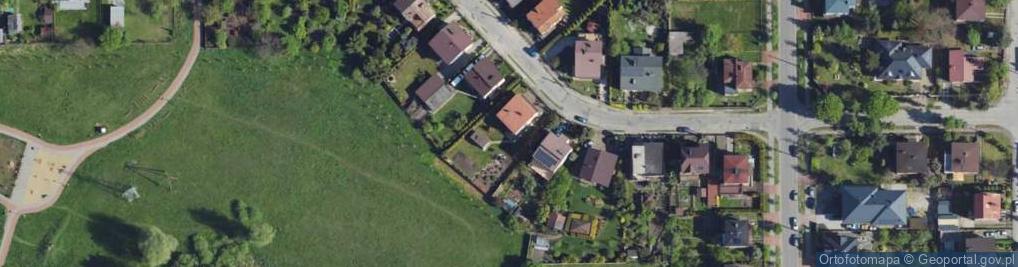 Zdjęcie satelitarne Przyjaciół ul.