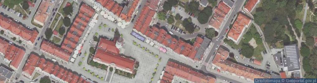 Zdjęcie satelitarne Rynek ul.