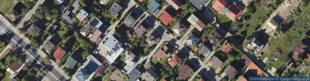 Zdjęcie satelitarne Saturna ul.