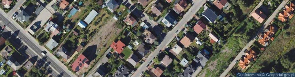 Zdjęcie satelitarne Saturna ul.