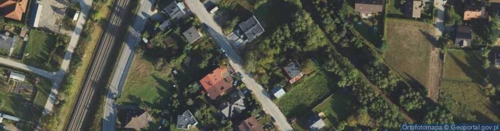 Zdjęcie satelitarne Saturna ul.