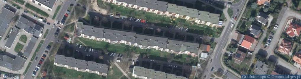 Zdjęcie satelitarne Saturna ul.
