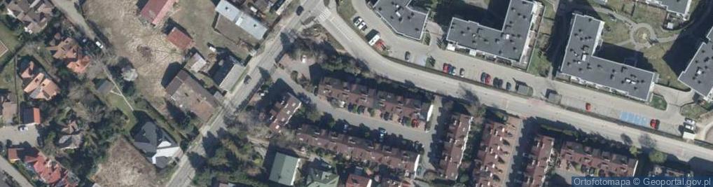 Zdjęcie satelitarne Saturna ul.