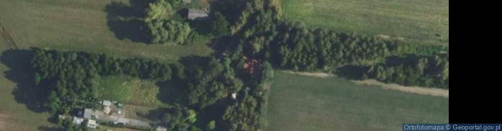 Zdjęcie satelitarne Saturna ul.