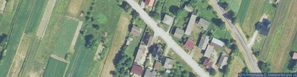 Zdjęcie satelitarne Sadków ul.