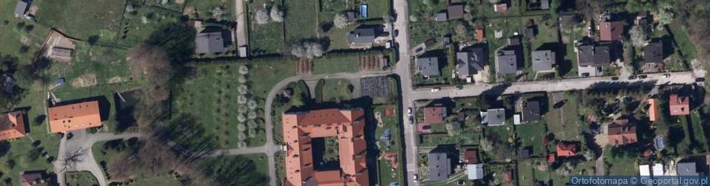 Zdjęcie satelitarne Sucharskiego Henryka, mjr. ul.