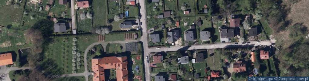 Zdjęcie satelitarne Sucharskiego Henryka, mjr. ul.