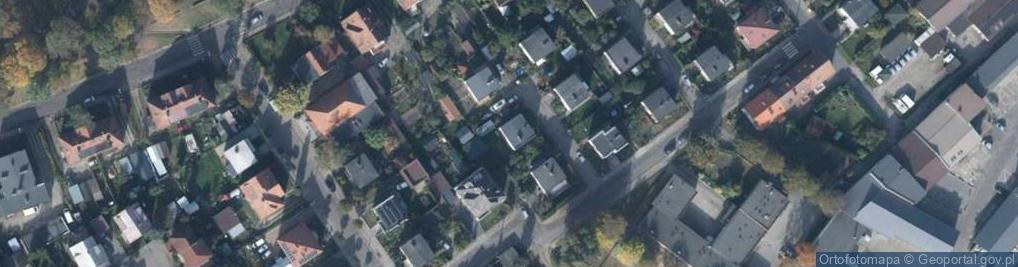 Zdjęcie satelitarne Sucharskiego Henryka, mjr. ul.