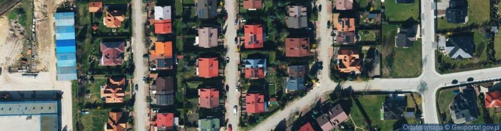 Zdjęcie satelitarne Szmaragdowa ul.