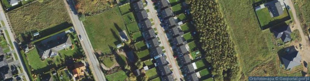 Zdjęcie satelitarne Szmaragdowa ul.