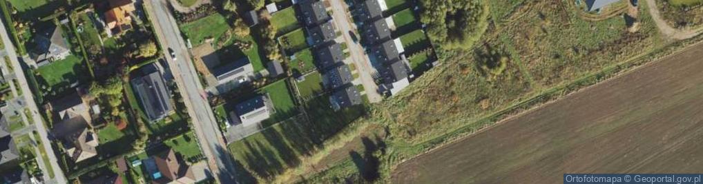 Zdjęcie satelitarne Szmaragdowa ul.