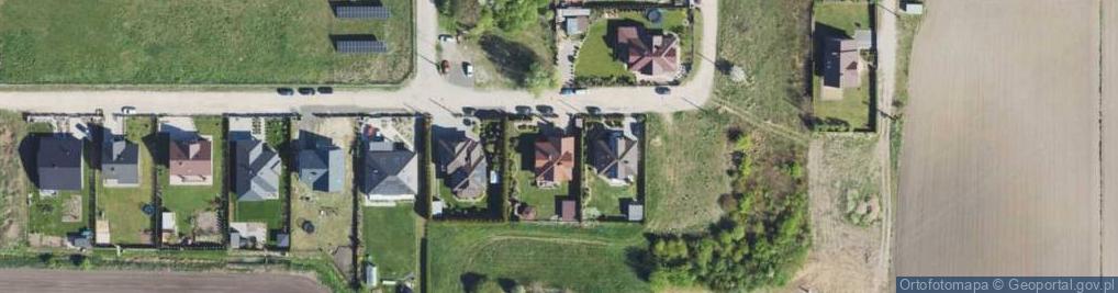 Zdjęcie satelitarne Szmaragdowa ul.
