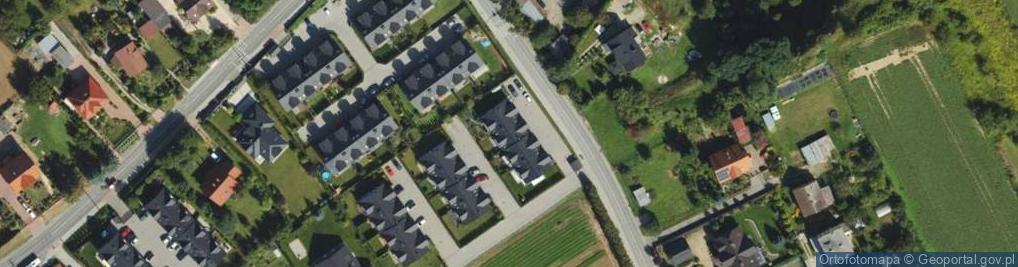 Zdjęcie satelitarne Szmaragdowa ul.