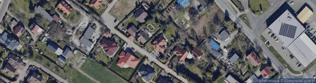 Zdjęcie satelitarne Szmaragdowa ul.