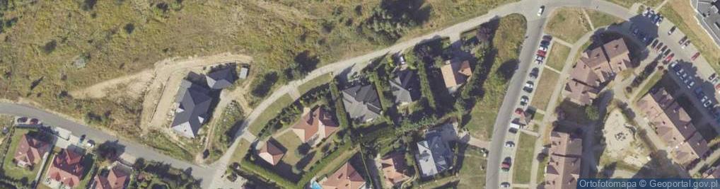Zdjęcie satelitarne Szmaragdowa ul.