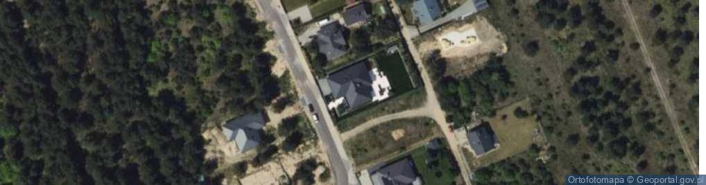 Zdjęcie satelitarne Szmaragdowa ul.