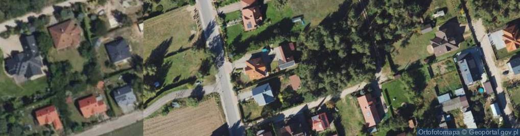 Zdjęcie satelitarne Szmaragdowa ul.