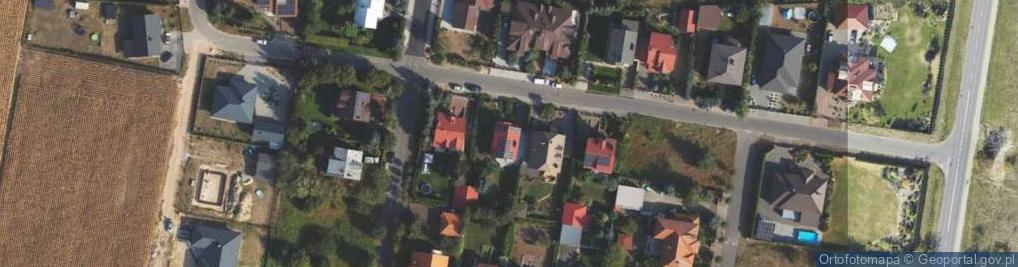Zdjęcie satelitarne Szmaragdowa ul.