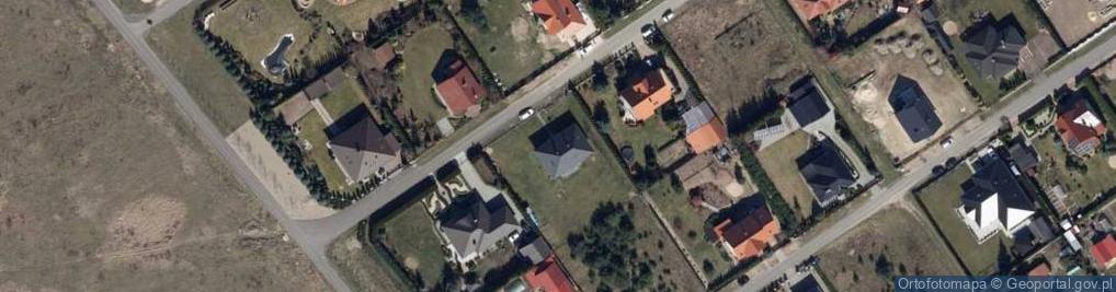 Zdjęcie satelitarne Szmaragdowa ul.