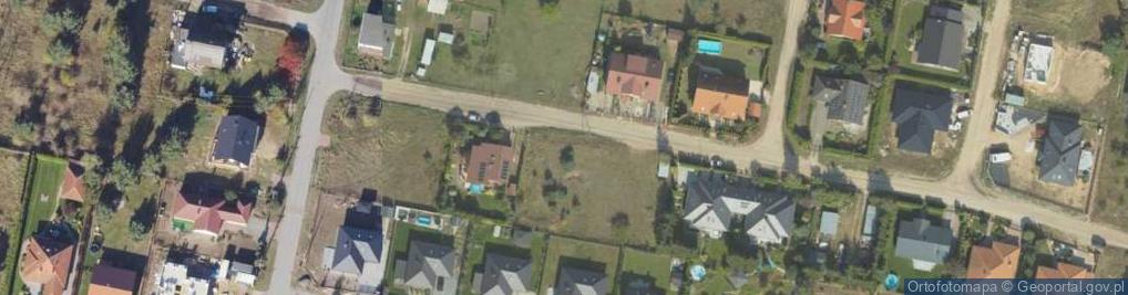 Zdjęcie satelitarne Szmaragdowa ul.