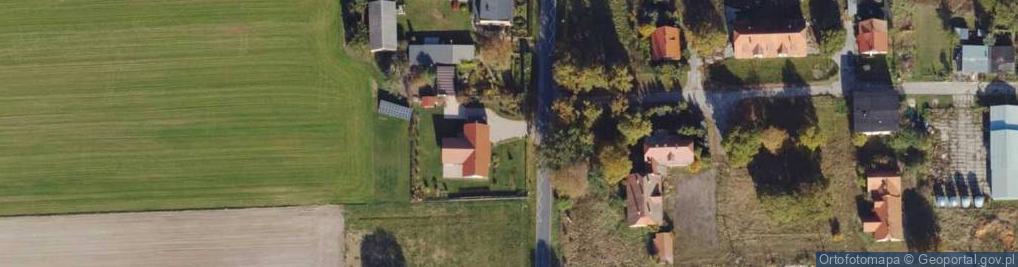 Zdjęcie satelitarne Szmaragdowa ul.