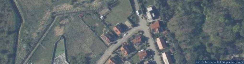 Zdjęcie satelitarne Szmaragdowa ul.