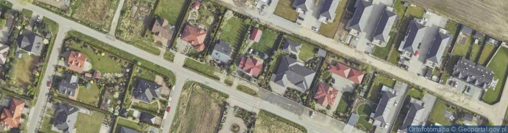 Zdjęcie satelitarne Szmaragdowa ul.
