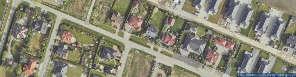 Zdjęcie satelitarne Szmaragdowa ul.