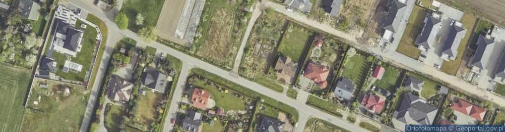 Zdjęcie satelitarne Szmaragdowa ul.