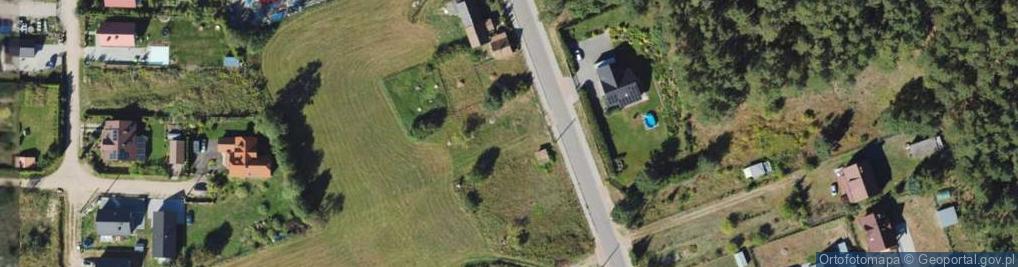 Zdjęcie satelitarne Szmaragdowa ul.