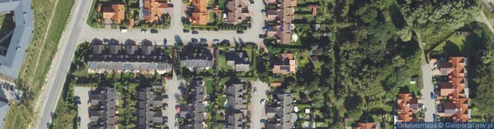 Zdjęcie satelitarne Szmaragdowa ul.