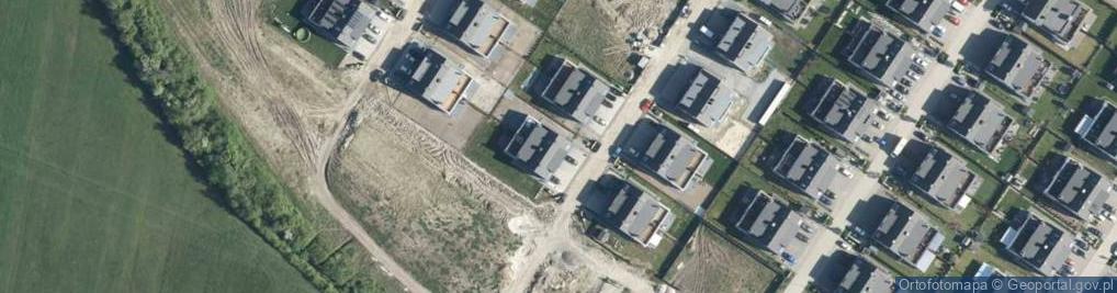 Zdjęcie satelitarne Szmaragdowa ul.