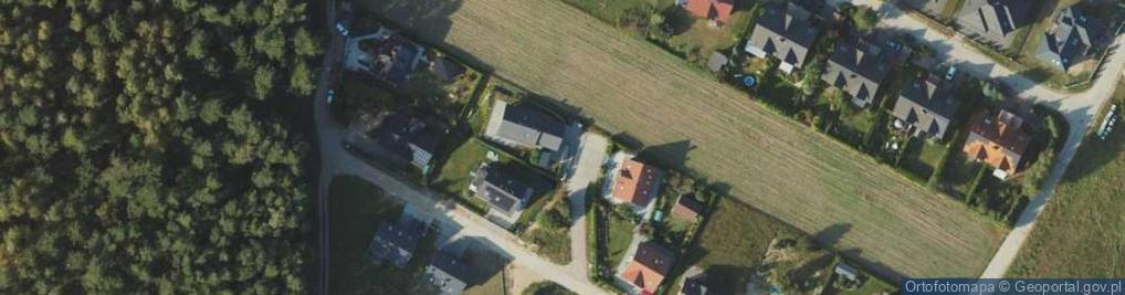 Zdjęcie satelitarne Szmaragdowa ul.