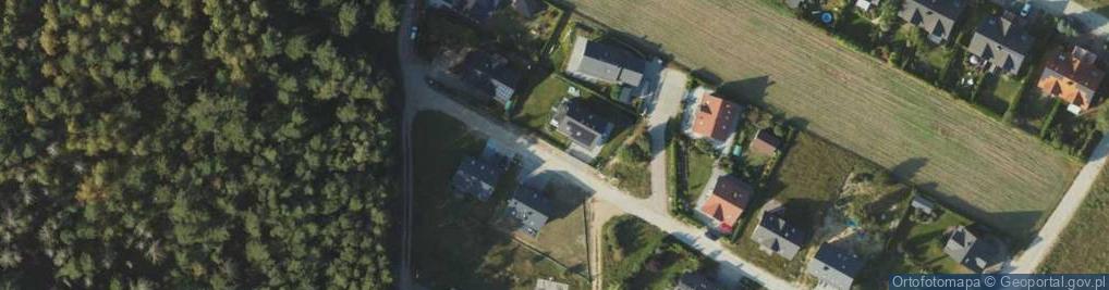 Zdjęcie satelitarne Szmaragdowa ul.