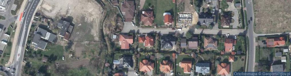 Zdjęcie satelitarne Szmaragdowa ul.