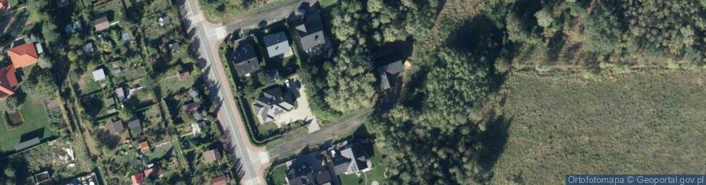 Zdjęcie satelitarne Szmaragdowa ul.