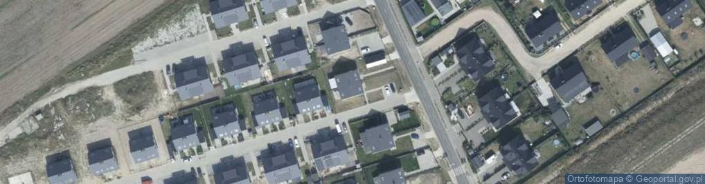Zdjęcie satelitarne Szmaragdowa ul.