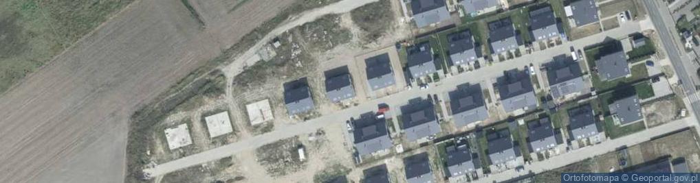 Zdjęcie satelitarne Szmaragdowa ul.