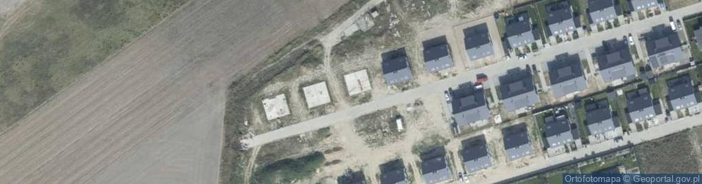 Zdjęcie satelitarne Szmaragdowa ul.