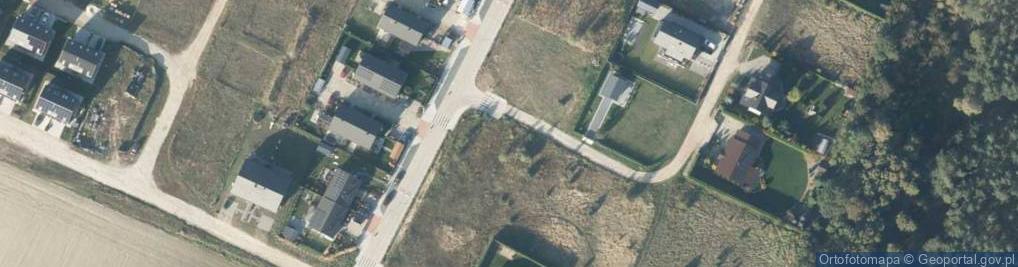 Zdjęcie satelitarne Szmaragdowa ul.
