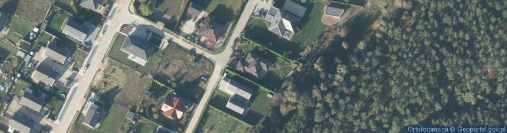Zdjęcie satelitarne Szmaragdowa ul.